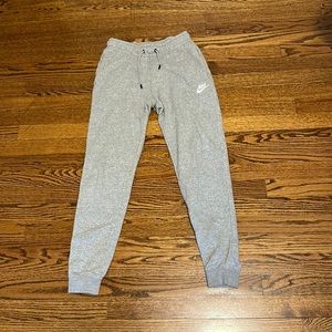 Grey nike joggers. Size XS